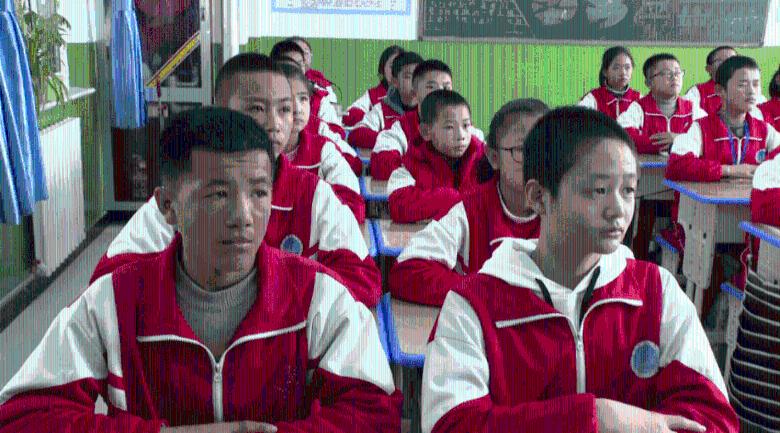 山什么水什么的成词游戏画面